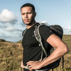 Skjorte til herreDevold Breeze Merino Tee 950
