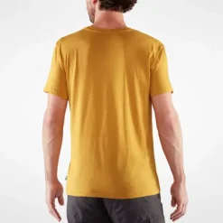 Skjorte til herreFjällräven Logo Tee 560