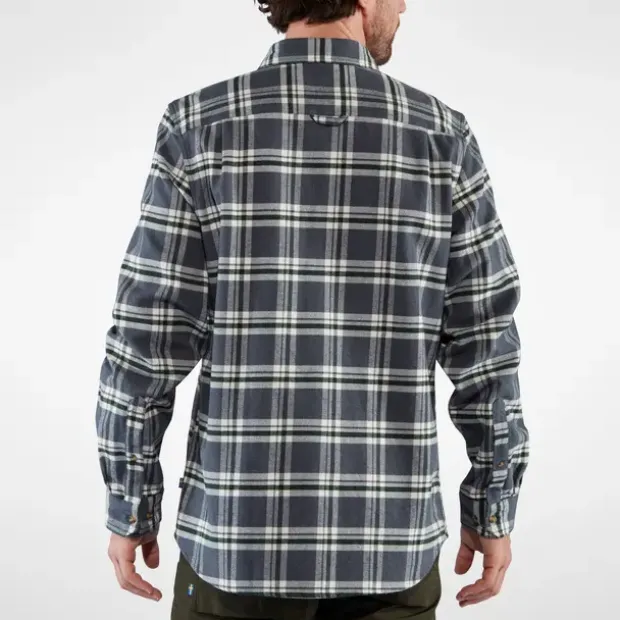 Skjorte til herreFjällräven Övik Heavy Flannel 555-23