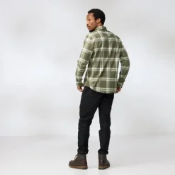 Skjorte til herreFjällräven Övik Lite Flannel 625-113