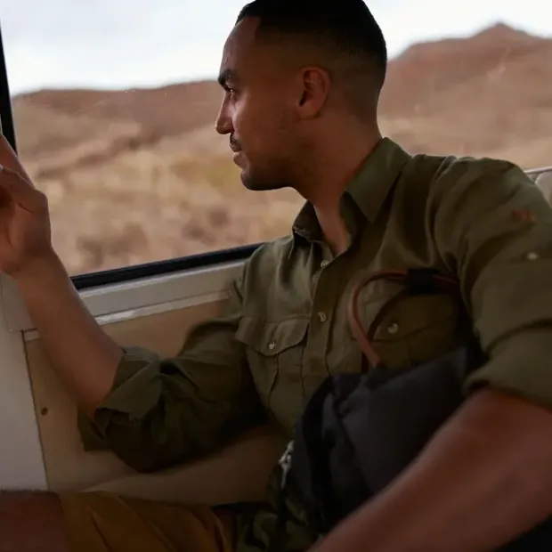 Skjorte til herreFjällräven Övik Travel Shirt 620