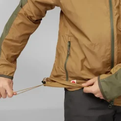 Vindjakke til herreFjällräven High Coast Jacket 560